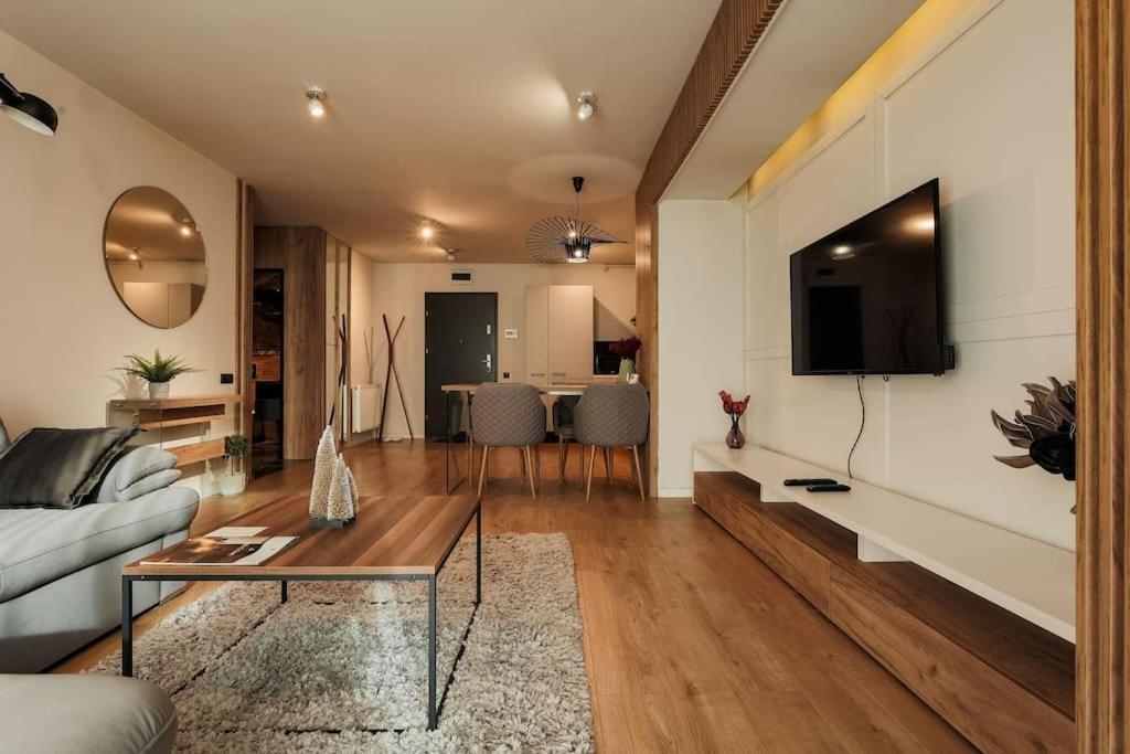 Nest Inn Magic Apartment Cluj-Napoca Exterior foto